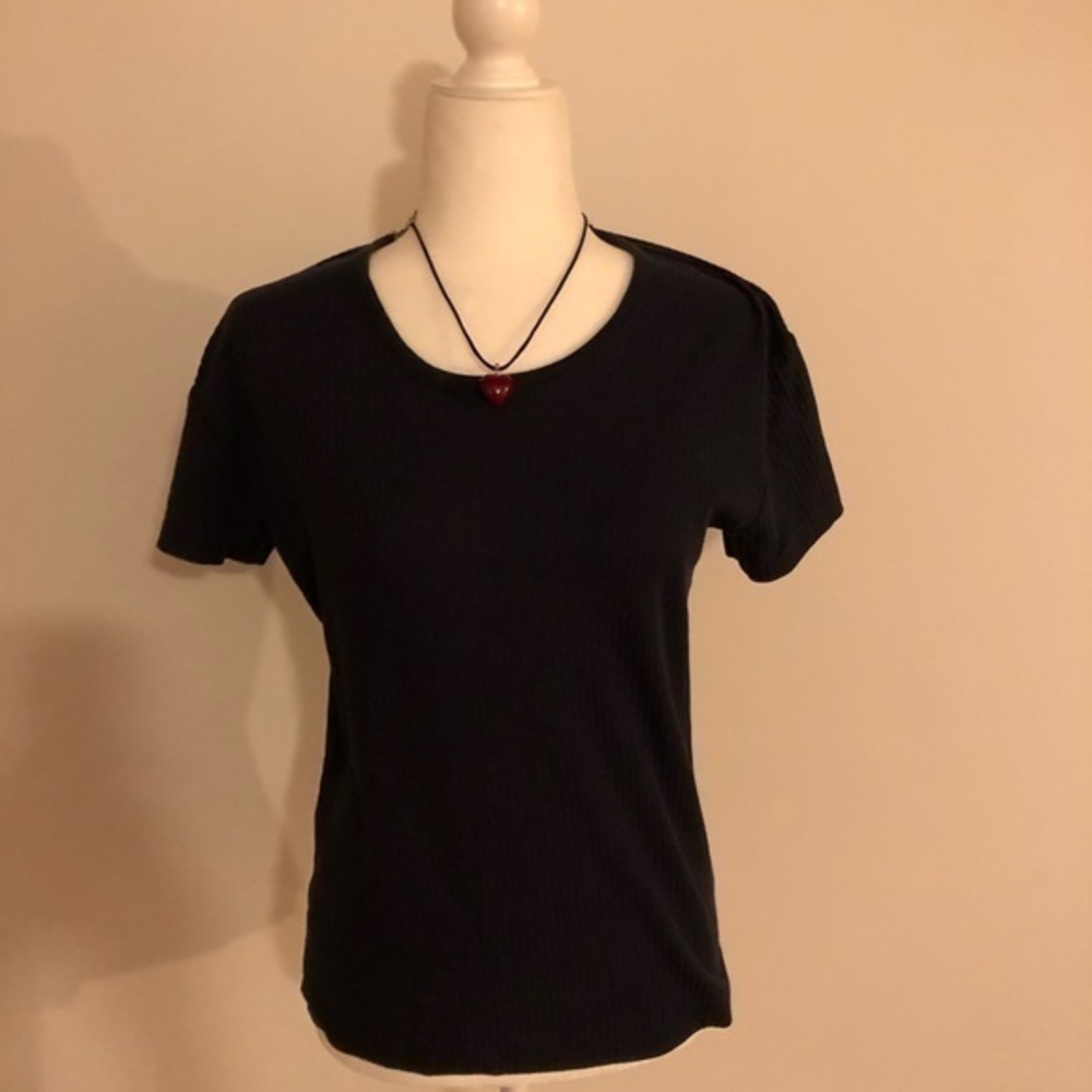 4/$25 Perry Ellis M Ribbed Tee Navy